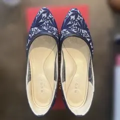 REGAL レース パンプス ネイビー 刺繍 ポインテッドトゥ 24㎝のサムネイル
