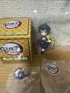 鬼滅の刃 冨岡義勇 チャーム付きフィギュア セブンイレブン限定