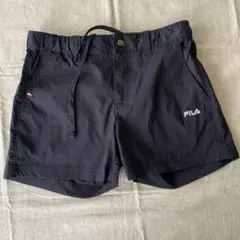 FILA ブラック ショートパンツ Sサイズ