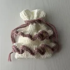ハンドメイド　編み物　ホワイトピンク　フリル付き