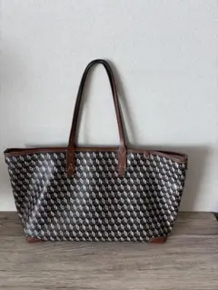 お値下げ❗️美品‼️ANYA HINDMARCH トートバッグ