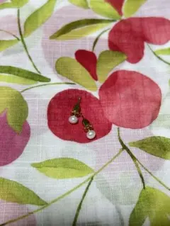 小粒　淡水パール　ピアス