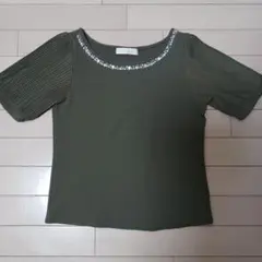 CECIL McBEE ビーズ装飾 パフスリーブ Tシャツ