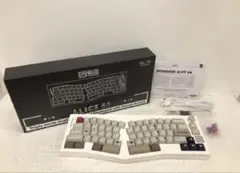 Item thumbnail for item 77262167-f978-4115-be0d-f0b27022d7d8