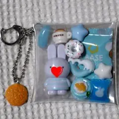 水色スイーツセットうさぎガチャ詰めポーチ