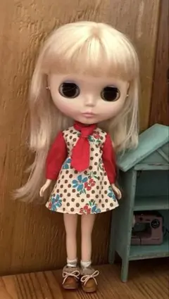 ネオブライス アウトフィット 七分袖ワンピース⭐︎ネクタイ（レッドブルーフラワー）