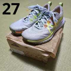 ナイキNIKE　ランニング　トレイル　シューズ　ペガサス４　２７　ジョギング