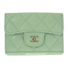 【CHANEL】クラシックスモールフラップウォレット 三つ折り財布キャビアスキン