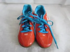 puma　フットサル用シューズ　オレンジ白青赤　21.5㎝　ok2107D