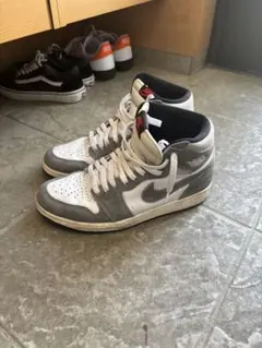 Nike Air Jordan 1