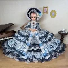 ジェニーフレンド27cmドール服　白と紺のドレス