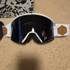 Item thumbnail for item ce5084af-c1f8-4614-a964-4c1a2b15d9e4