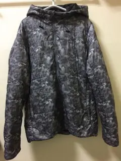 gu フーデット　ナイロンジャケット