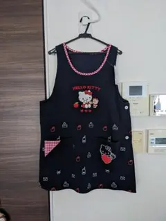 【新品】キティちゃん裏起毛エプロン