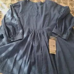 アデュートリステス　ふんわりトップス