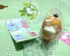 ポケモン　コダック　フィギュア
