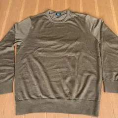 ２０２６年２月購入／ユニクロ／メリノクルーネックセーター／ブラウン／Ｌ