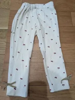 アプレレクール　さくらんぼ柄　裏起毛　パンツ