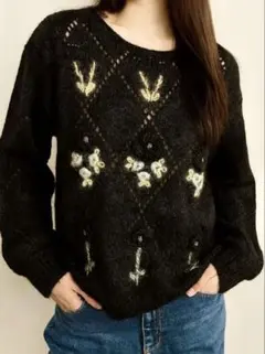 80s90s 日本製 ヴィンテージ 黒 透かし編み×小花刺繍 ビーズ セーターL