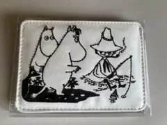 ムーミン　刺繍合皮カードケース