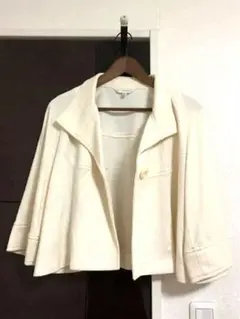 新品未使用　綺麗めジャケット