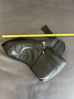 adidas ランニングポーチ 黒　アディダス￼