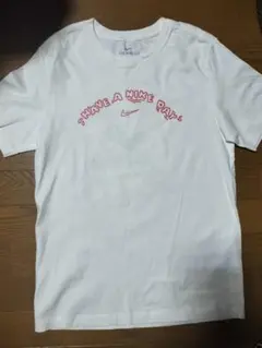 ナイキ　Tシャツ