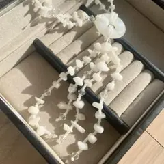 昭和レトロ ホワイト系 天然石 ロングネックレス／約68cm／2連デザイン