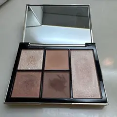 SNIDEL フェイススタイリスト01