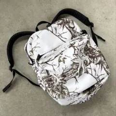新品 BURLAP OUTFITTER ear ワオキツネザル柄リュック - メルカリ