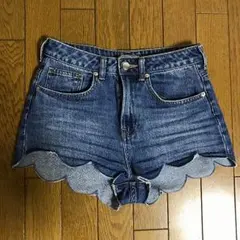 H&M フリルデニムショートパンツ