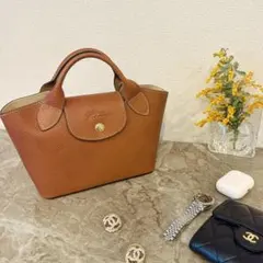 公式完売カラー！新品未使用LONGCHAMP エピュレXSブラウン