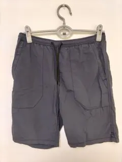 GU グレー ショートパンツ　M