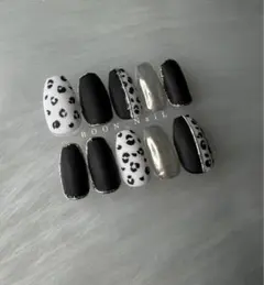 ※本日で販売終了！ショートバレリーナ ネイルチップ 豹柄 モノトーン ミラー