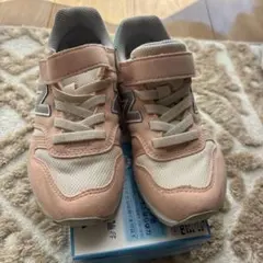 ニューバランス　373