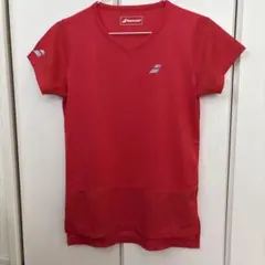 レディース　レッド メッシュ Vネック Tシャツとショートパンツセット