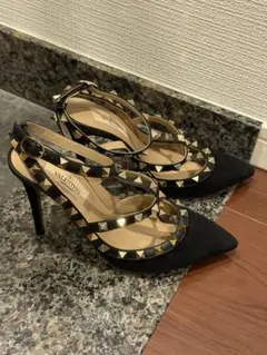 VALENTINO GARAVANI スタッズ パンプス ブラックのサムネイル