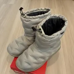 ワークマン　防水防滑スノーブーツ