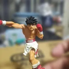 幕之内一歩 はじめの一歩フィギュア 台座欠品 100巻限定版 - メルカリ