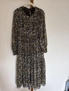 ZARA フラワープリントワンピース