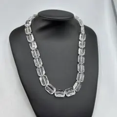 252ヴィンテージ　樹脂　 ネックレス 透明 長方形