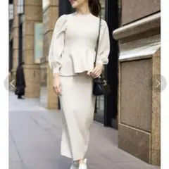 セルフォード CELFORD　ペプラムニット セットアップ　白　2024 36