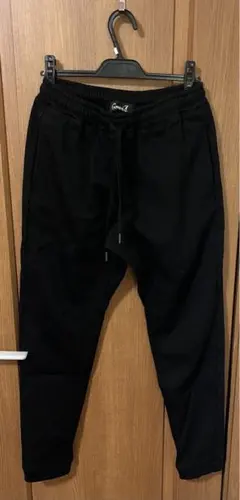 CavariA (キャバリア)黒 ジョガーパンツ 後ポケット付き イージーパンツ