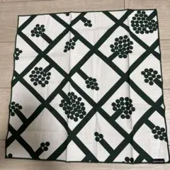 marimekko 緑色の木の模様 ハンカチ