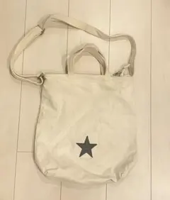 【A4対応】ホワイトトートバッグ 星型ロゴ付き 通勤　通学