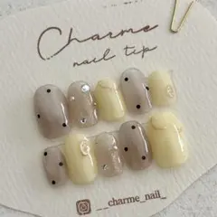 現品　No.47 ネイルチップ　ニュアンス バター　イエロー　ドット　マグのサムネイル