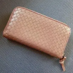 ボッテガヴェネタ イントレチャートラウンドジップ長財布