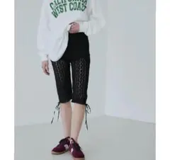 レース編みハーフパンツ　ブラック　カットレースパンツ