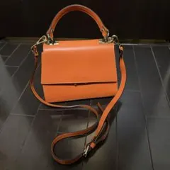 美品GIANNI NOTARO【ジャンニノターロ】ショルダーバッグ 本革