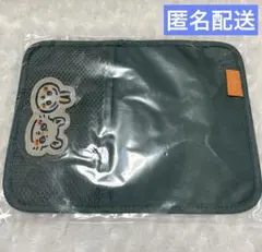 ちいかわ パスポートも入るサイズのイベントポーチ　うさぎとモモンガ
